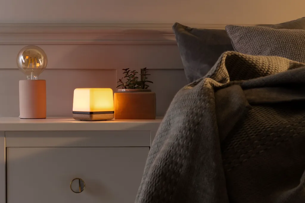 Luma3-478-Bedroom-SideTable.webp